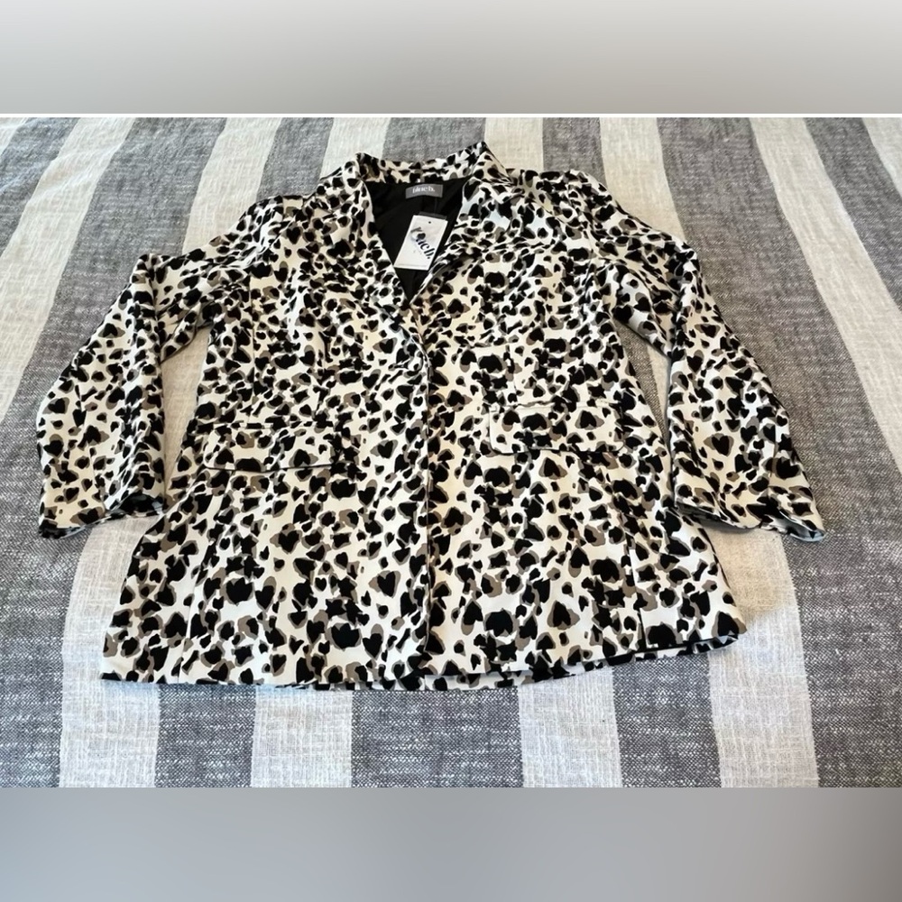 NWT blueb Collection Cheetah Print Blazer SZ L Lined shoulder pads